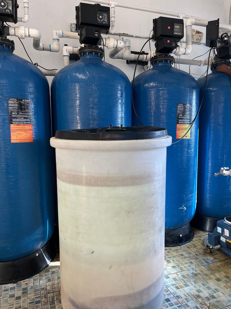 Sistema de tratamiento de agua industrial